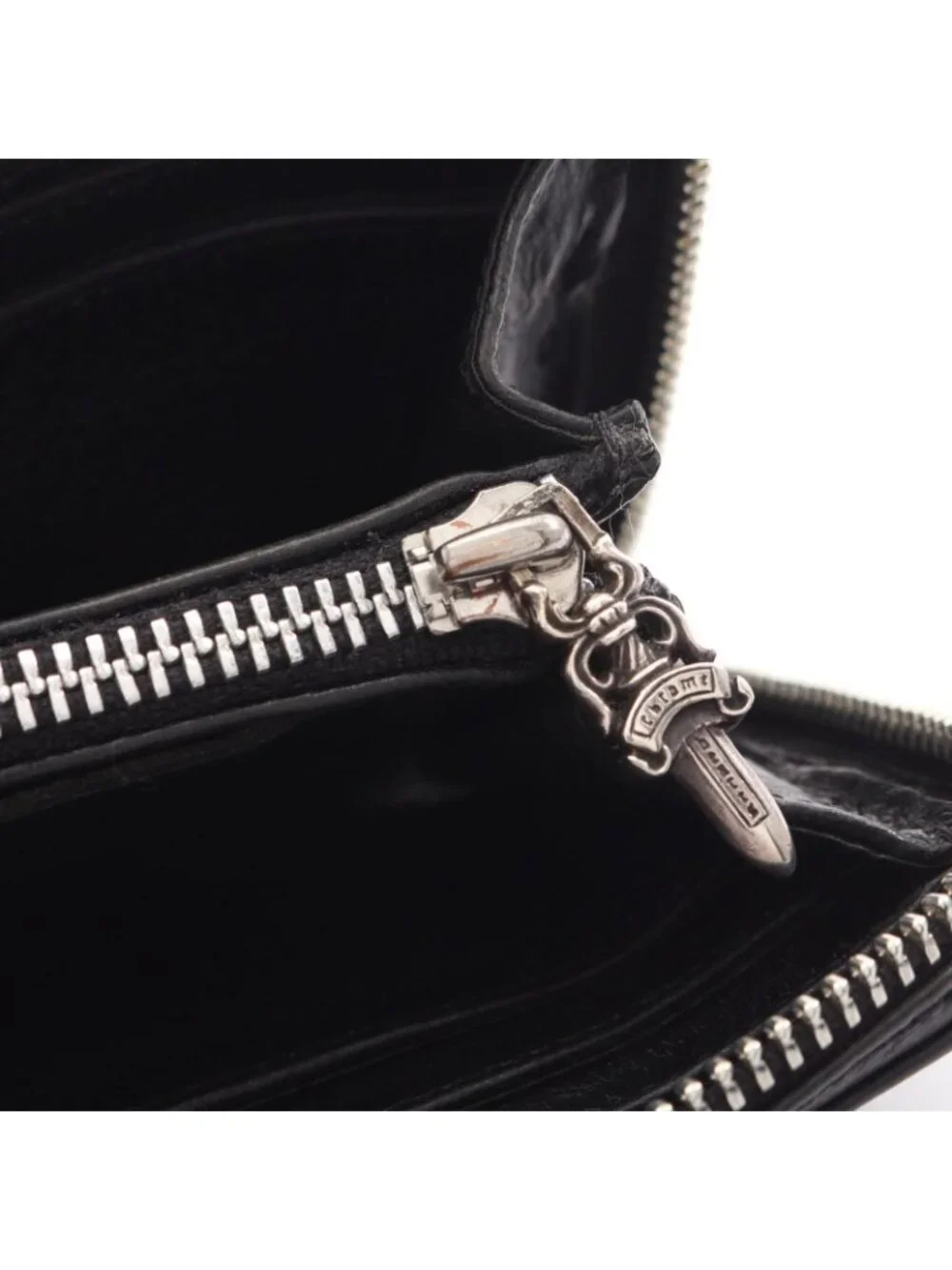 Chrome Hearts Round Wallet Dagger Zip Leather Plain Zip Around